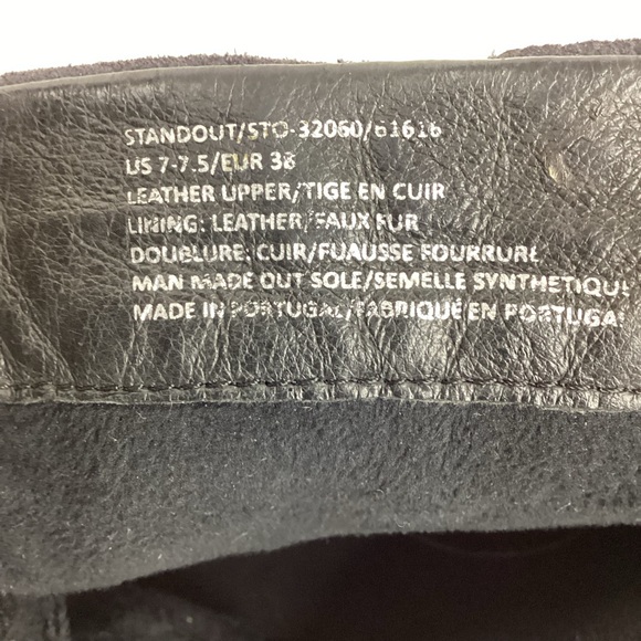 Taos Standout Suede Embossed Boot Black - Picture 11 of 13